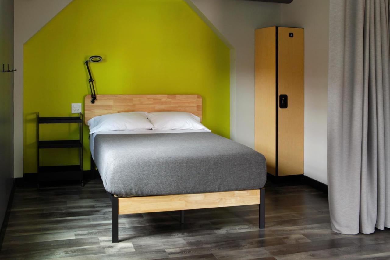 Classy Hostal San Diego